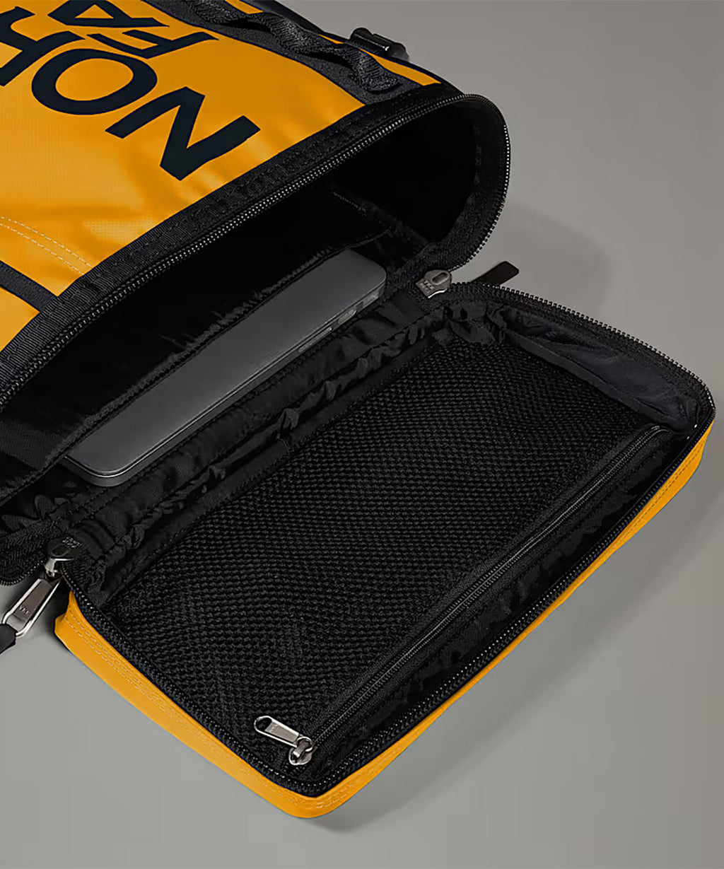 Mochila Base Camp FuseBox, Amarillo