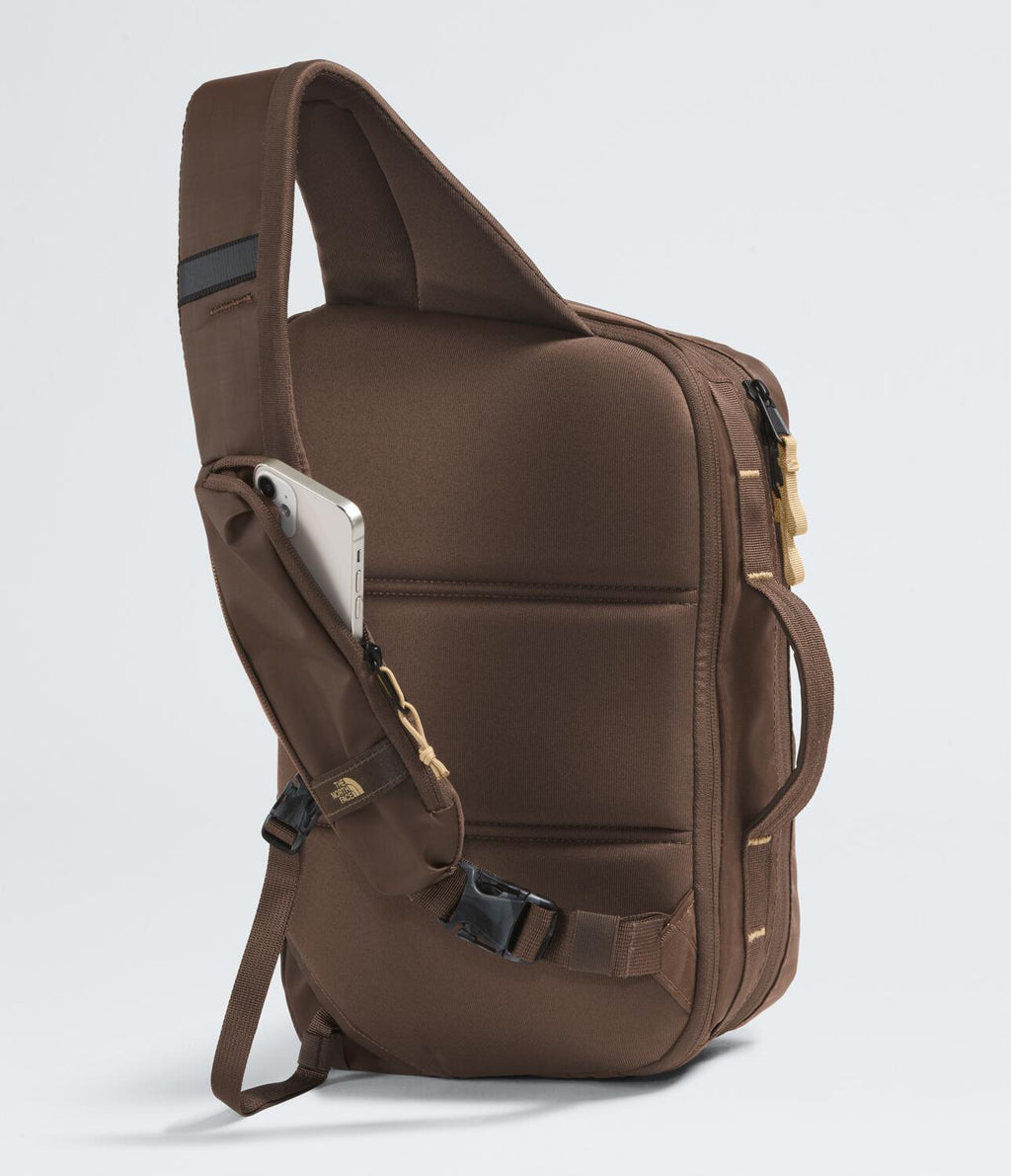 Mochila Base Camp Voyager Sling Unisex, Café