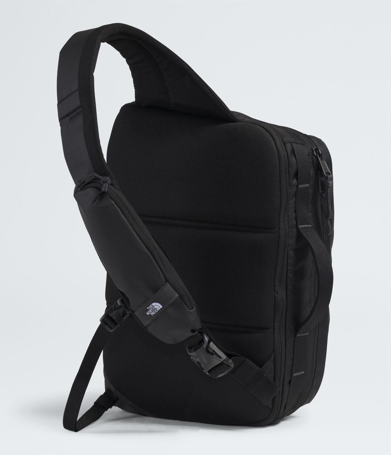 Mochila Base Camp Voyager Sling Unisex, Negro